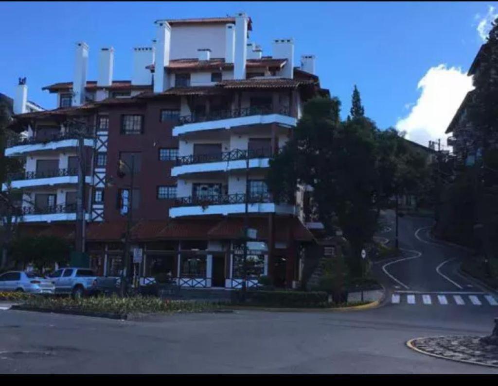 Antigo loft Apartamento Gramado Exterior foto